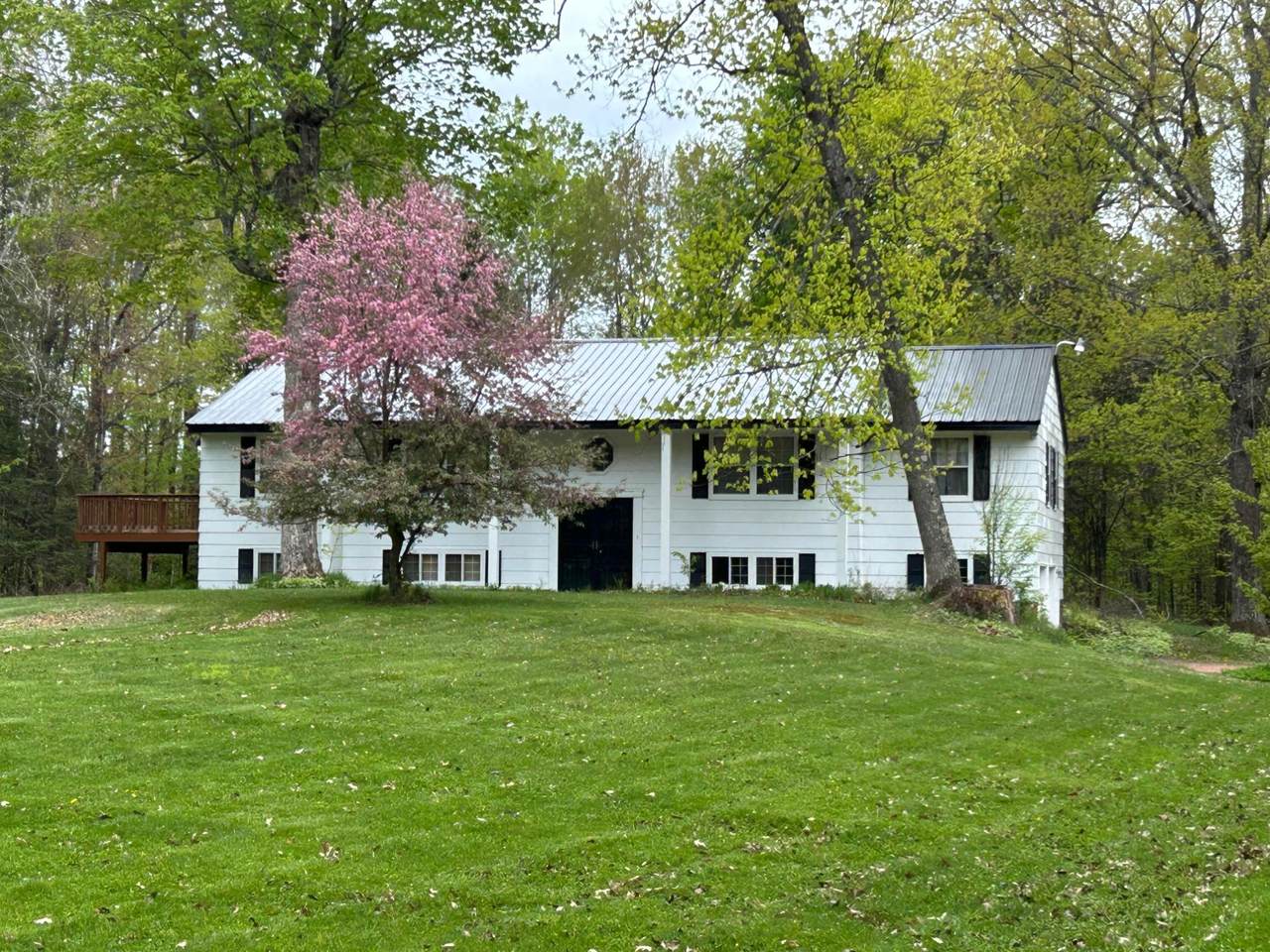 9885 Airport Rd - Photo 1