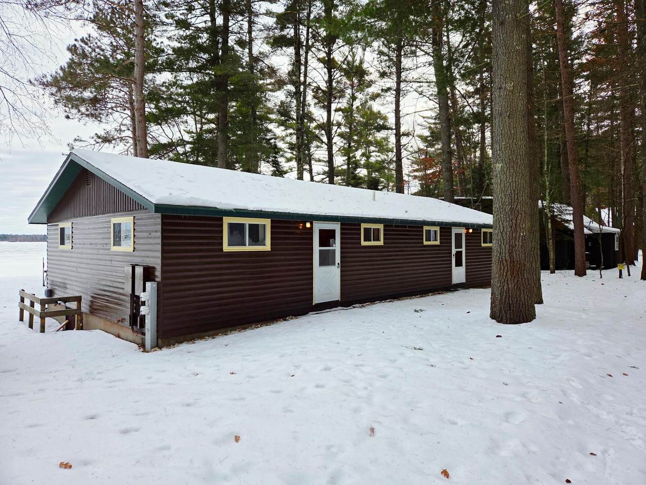 8816-18 Sunrise Shores Cr - Photo 1