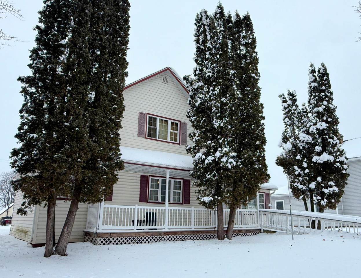 265 Avon Ave S - Photo 1