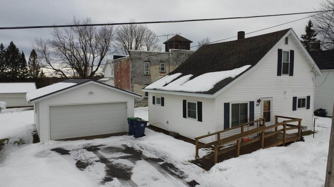 610 Flint Ave - Photo 1