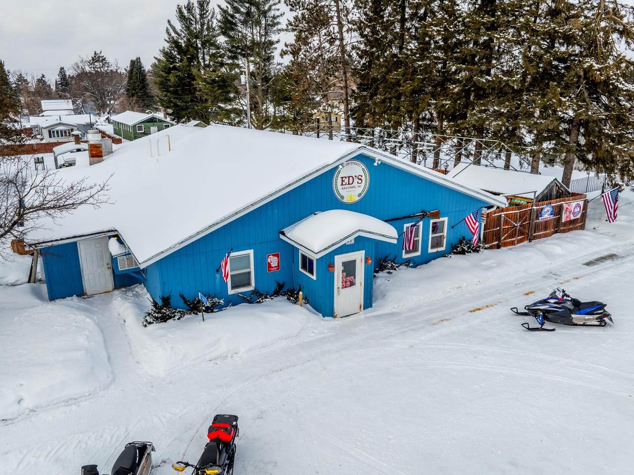 7909 Main St - Photo 1