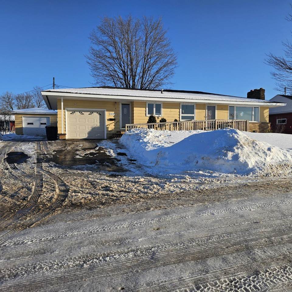 1034 Messer St - Photo 1