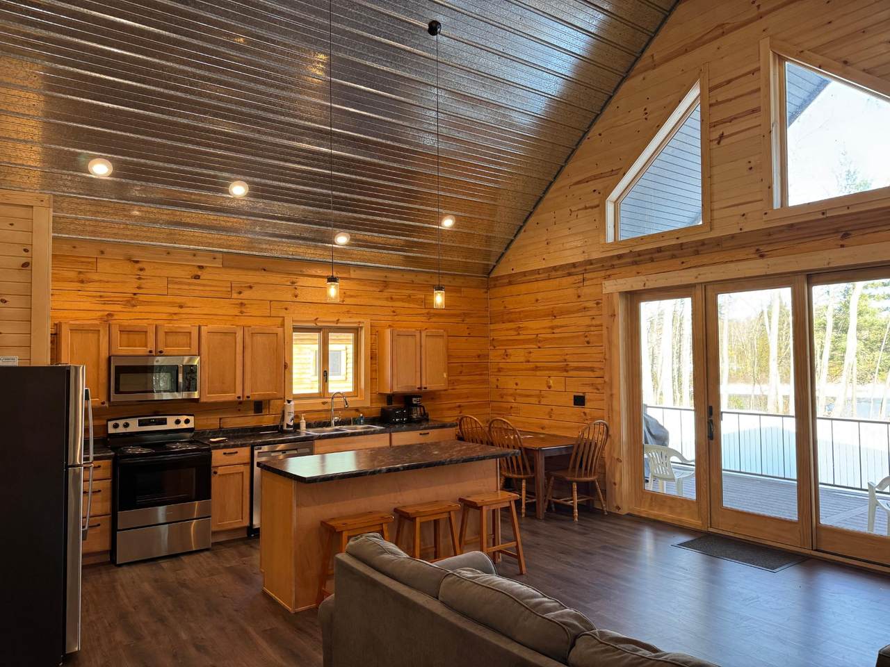 https://bt-photos.global.ssl.fastly.net/northwoods/1280_boomver_1_215967-2.jpg