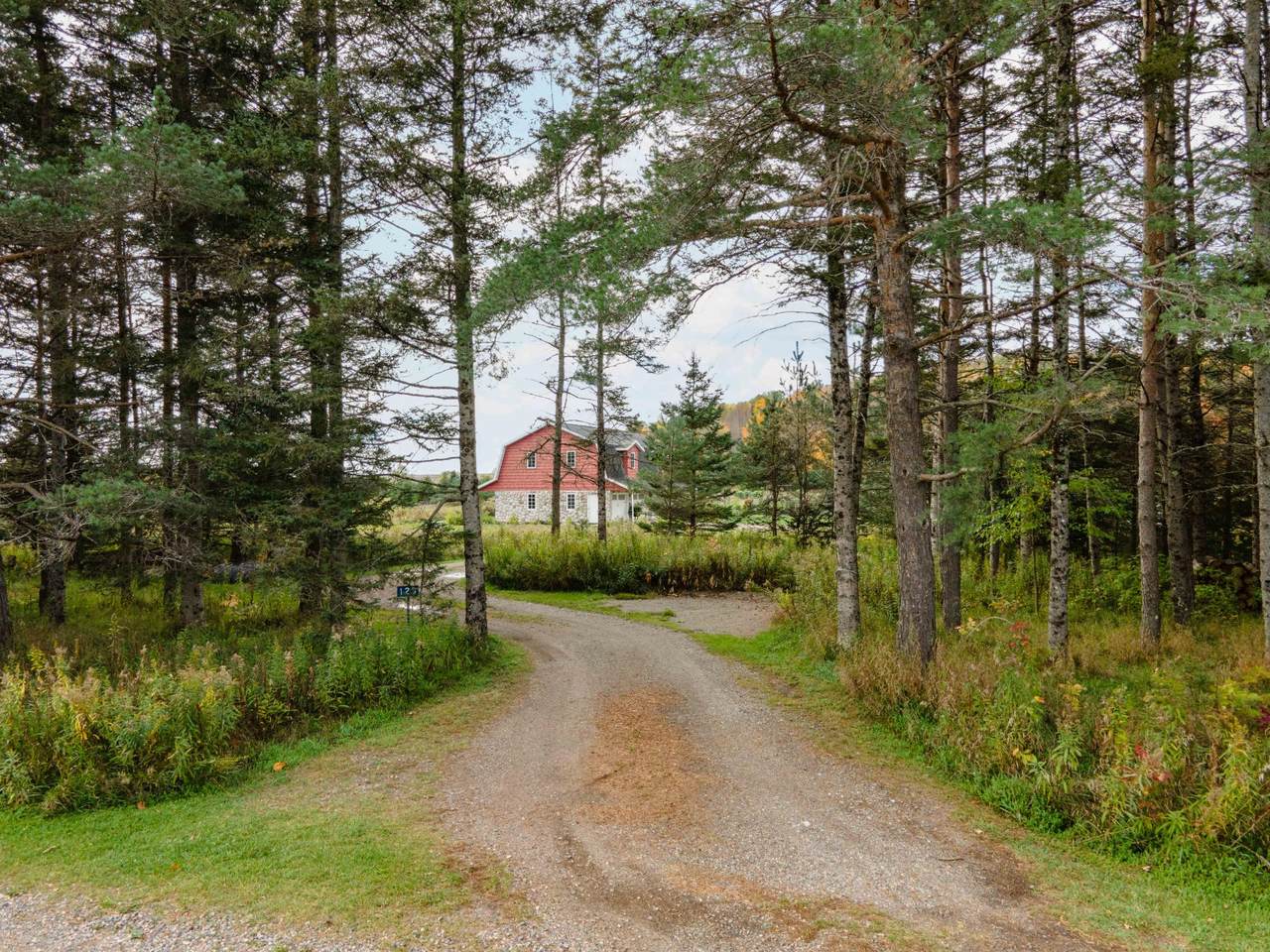 120 Maggie Ln W - Photo 1