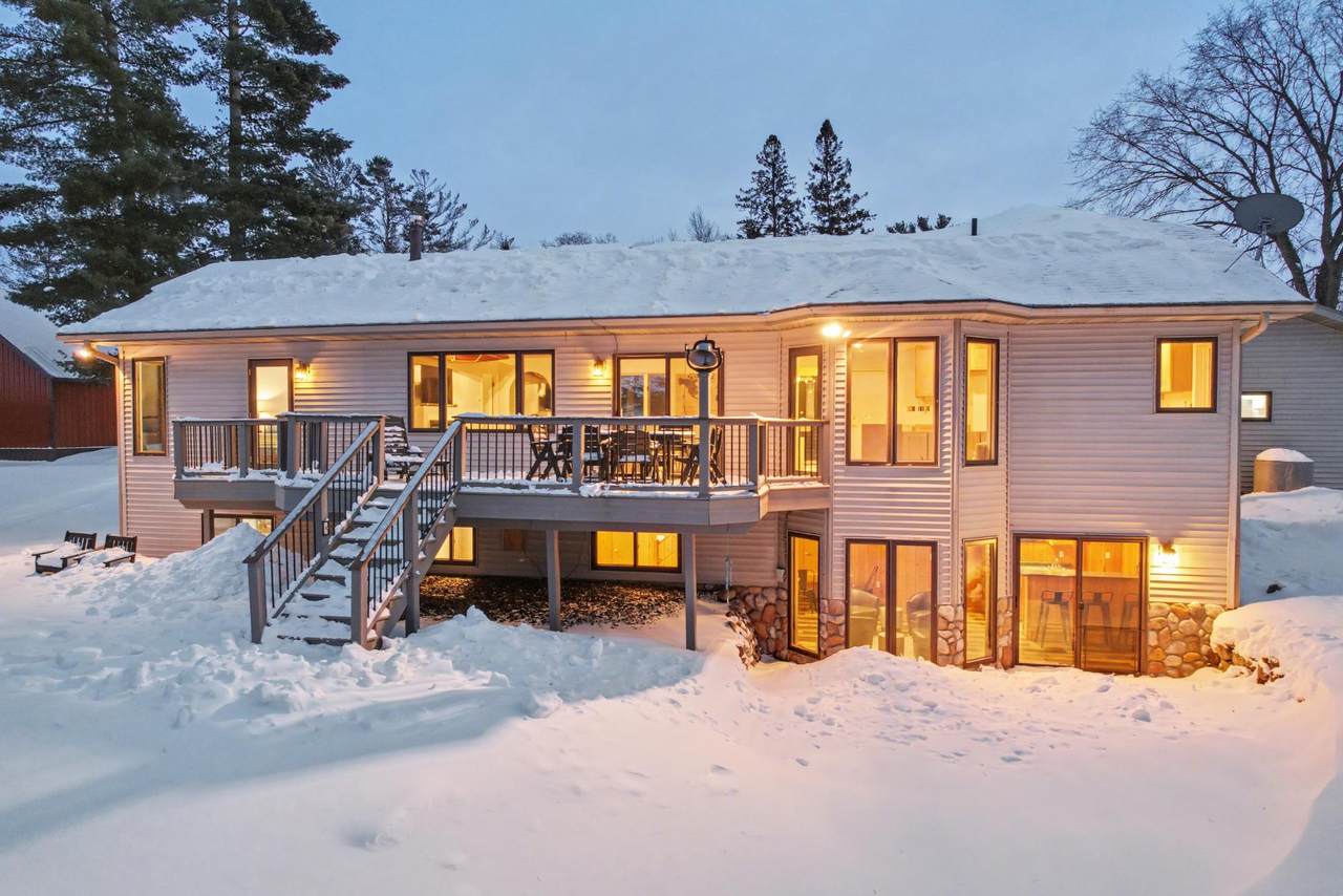 203 River St - Photo 1