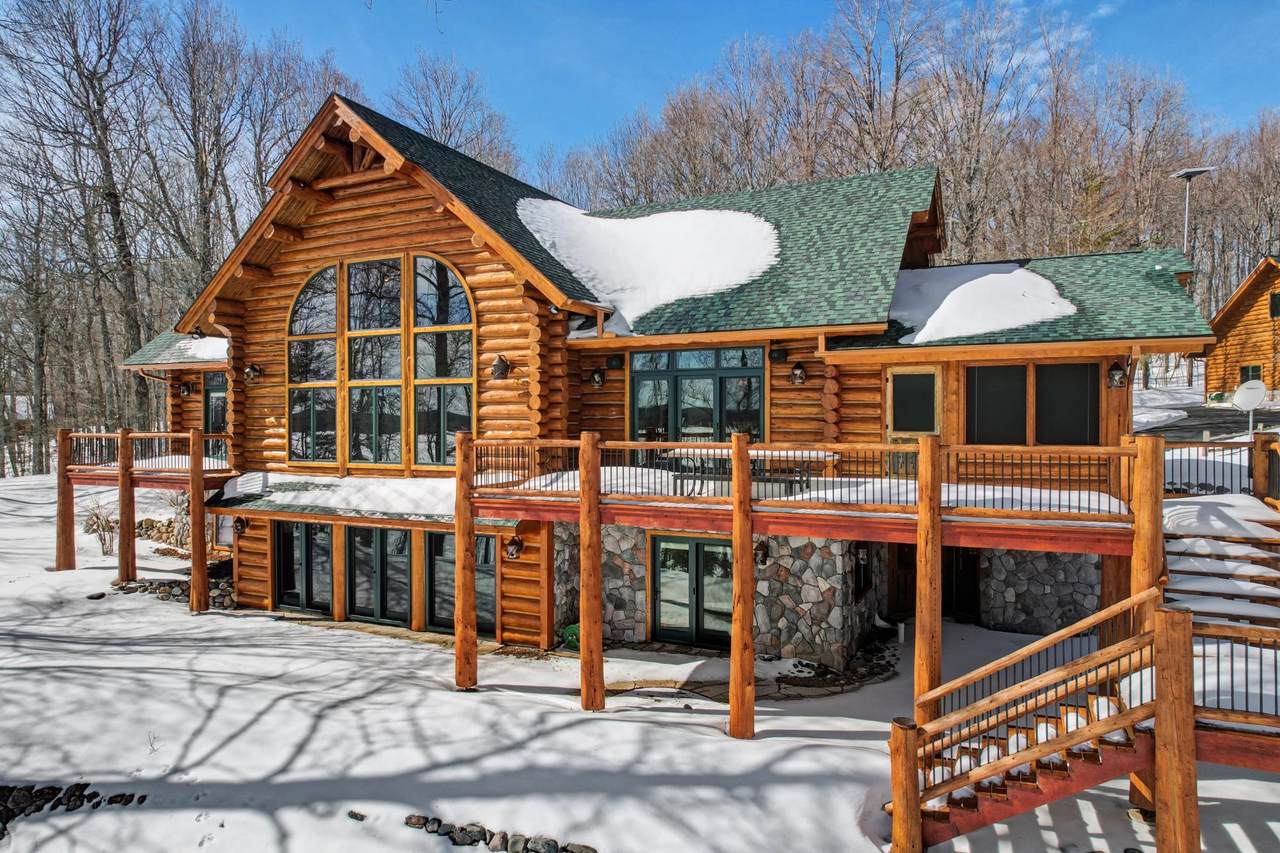 867 Eagles Nest - Photo 1