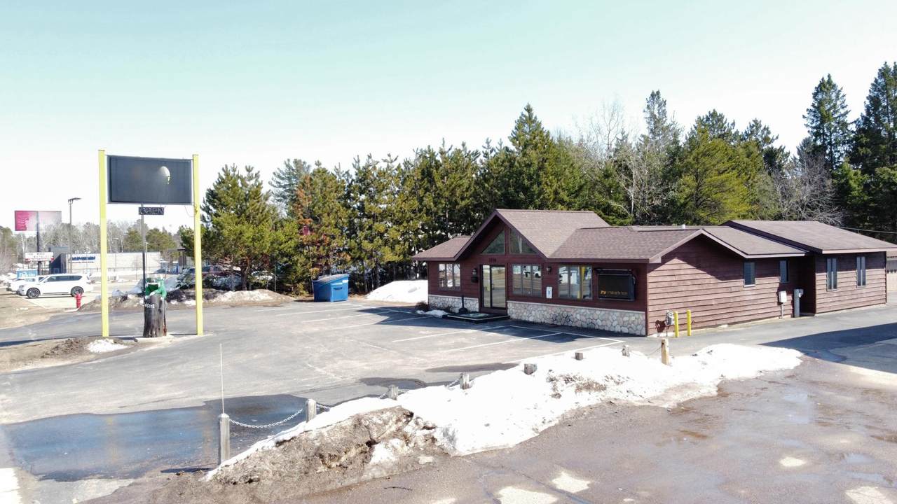 1226 Lincoln St - Photo 1