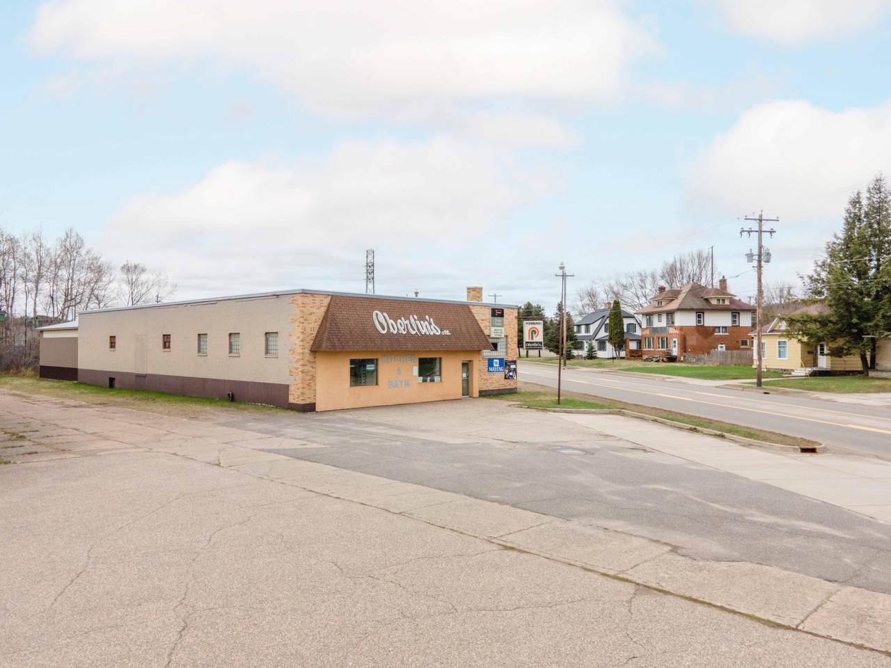 32 4TH AVE N - Photo 1