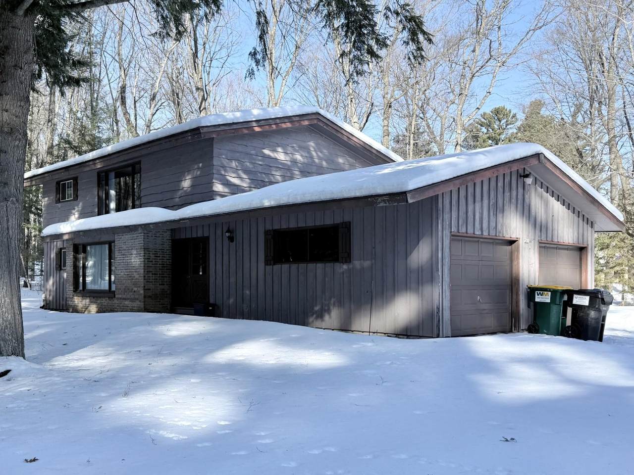 7241 Iris St - Photo 1
