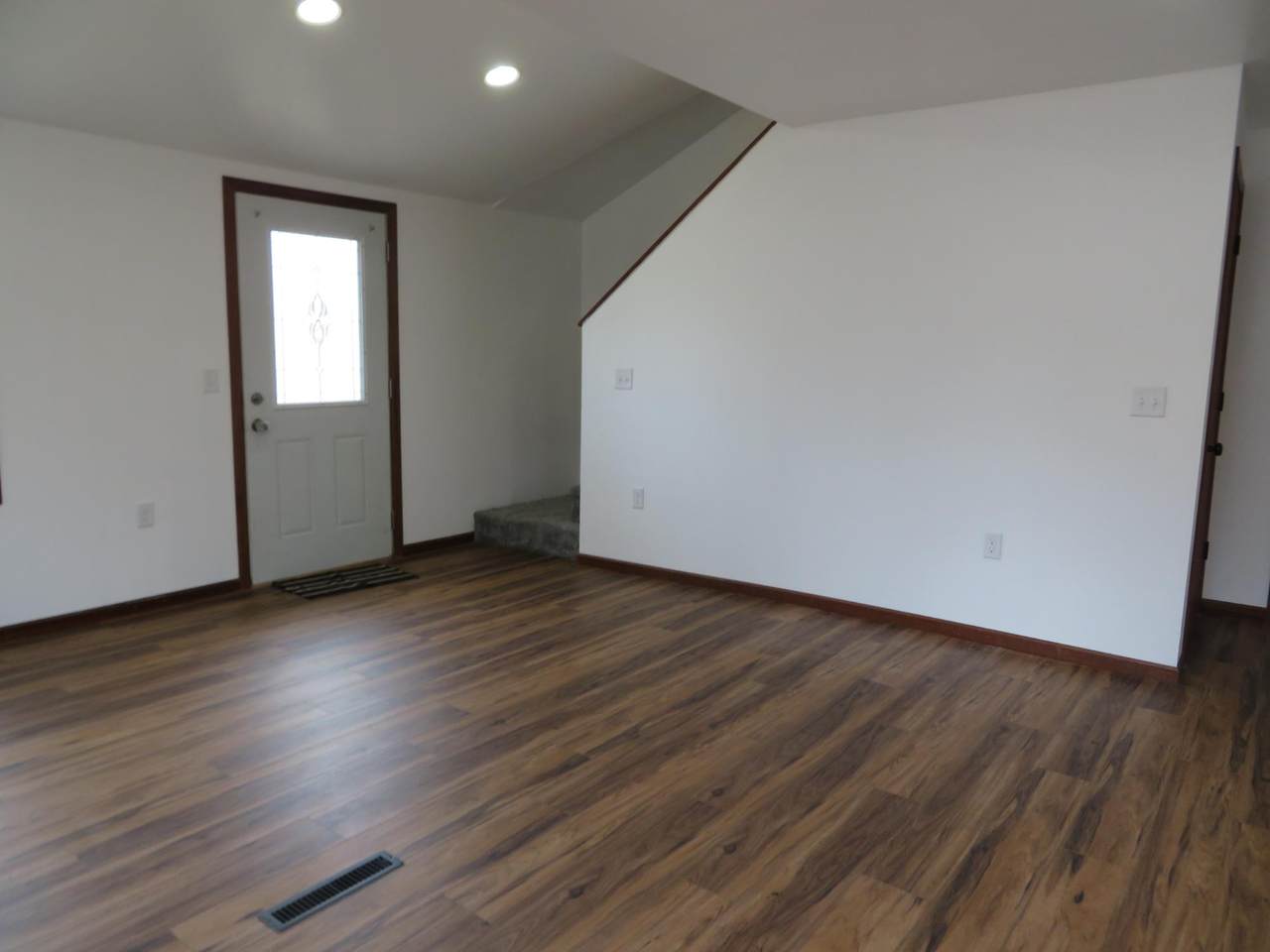 https://bt-photos.global.ssl.fastly.net/northwoods/1280_boomver_1_216396-2.jpg