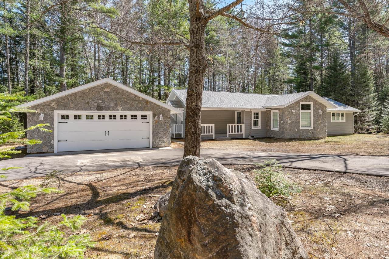 1174 Zeman Rd - Photo 1