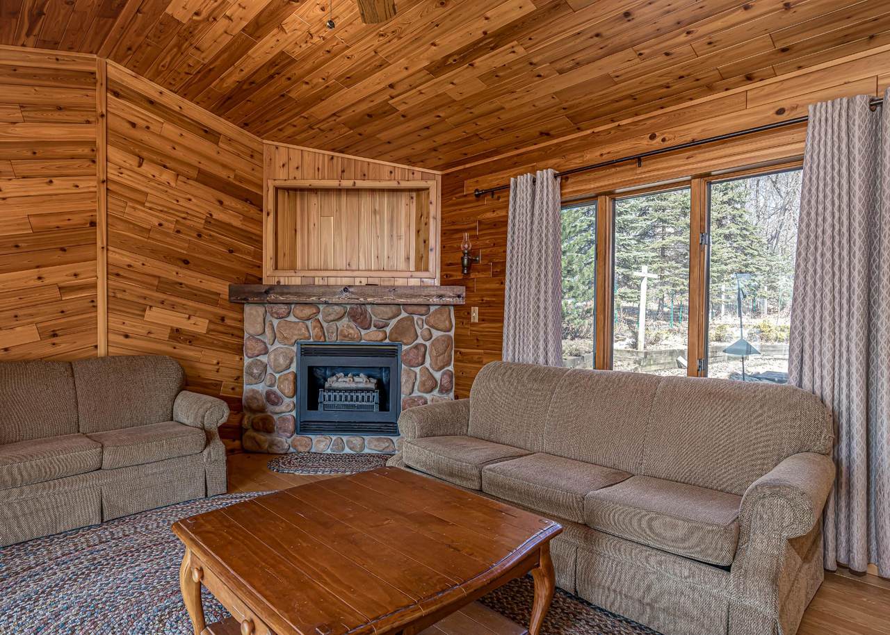 https://bt-photos.global.ssl.fastly.net/northwoods/1280_boomver_2_216611-2.jpg