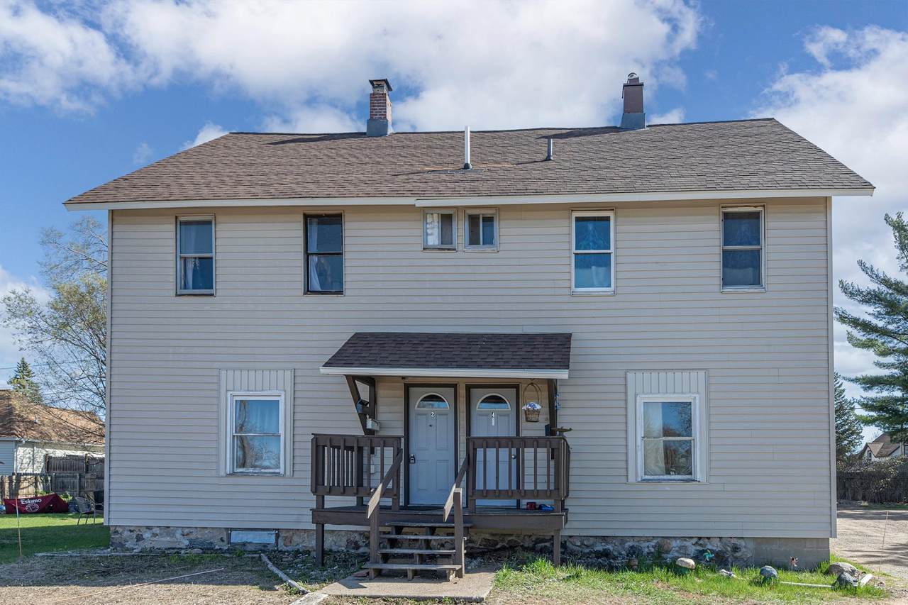 209 Park St E - Photo 1