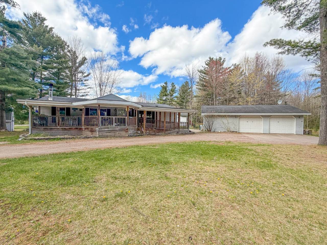 244 Fairway Dr - Photo 1