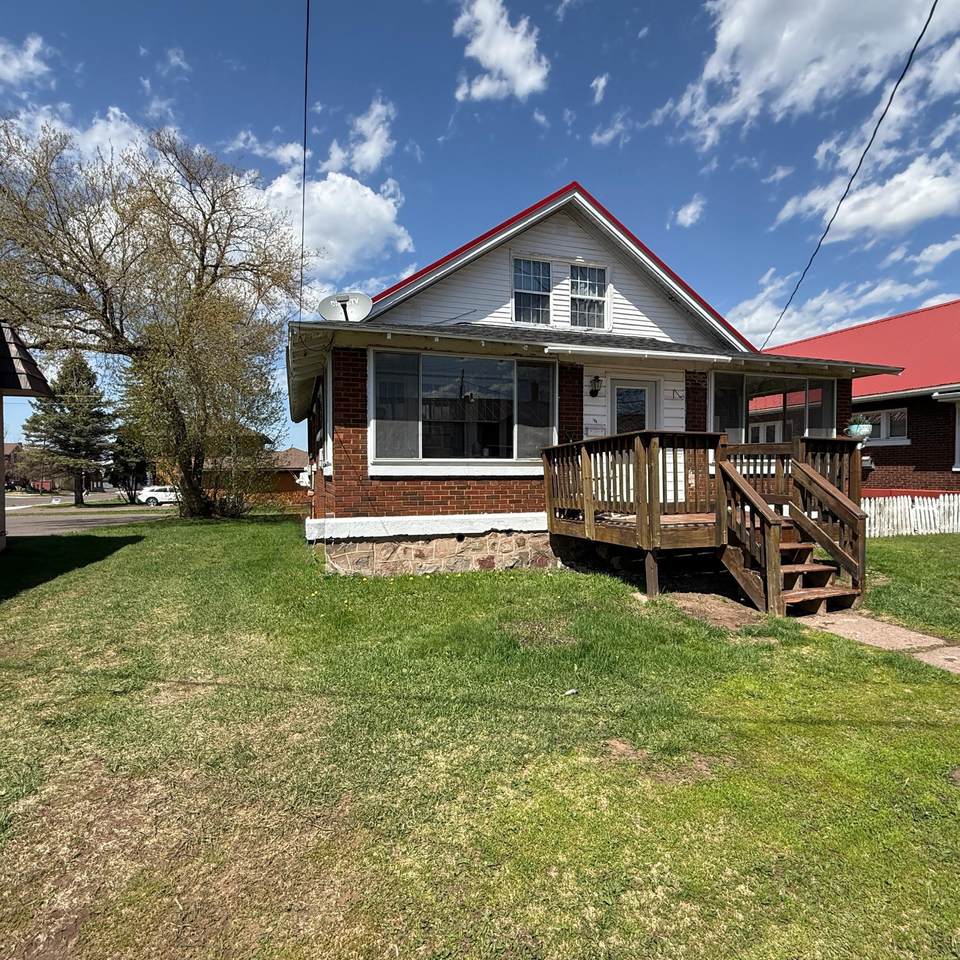 106 Iron St - Photo 1