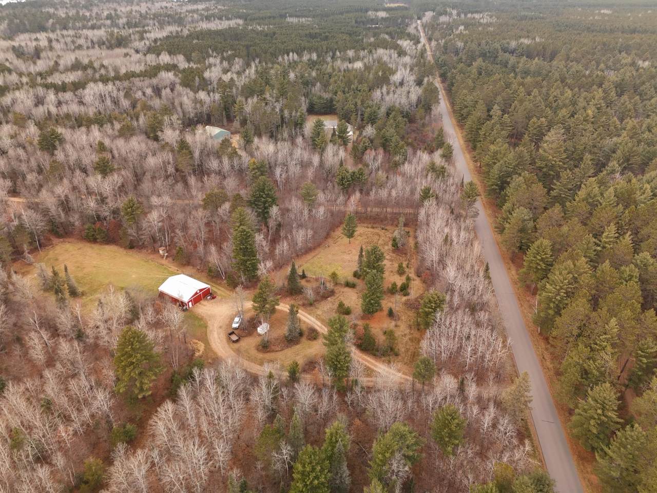 4055 Buckatabon Rd E - Photo 1
