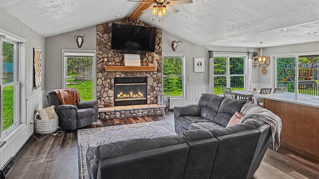 https://bt-photos.global.ssl.fastly.net/northwoods/1280_boomver_1_217300-2.jpg
