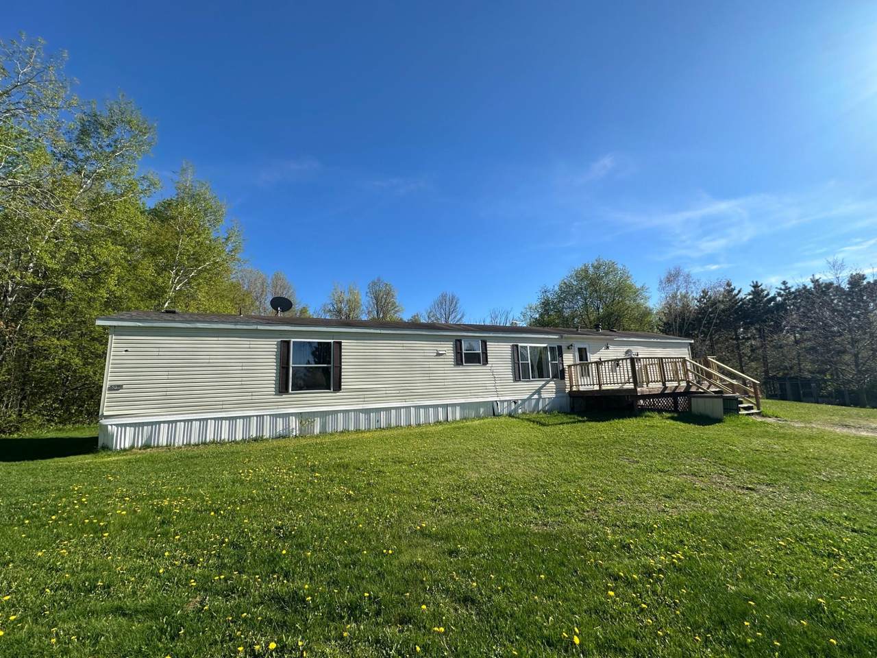 5327 Broadway St - Photo 1
