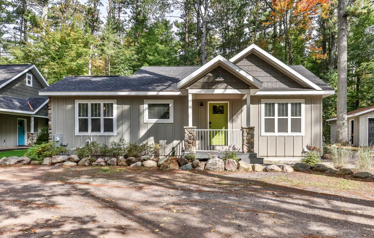 12882 Helms Ln - Photo 1