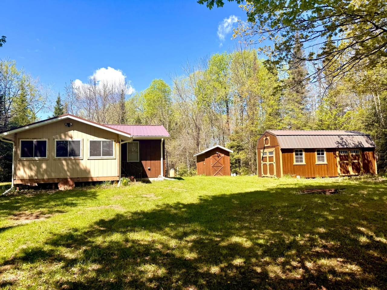 15569 Stevens Lake Rd - Photo 1
