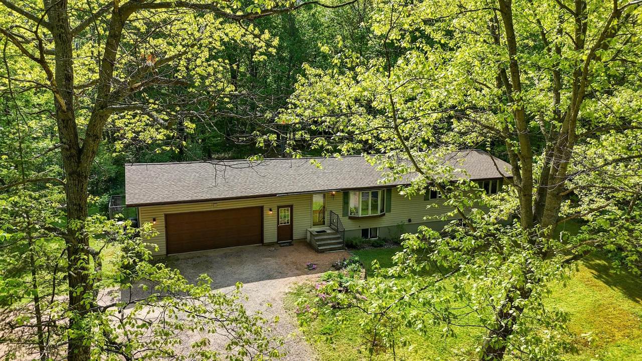 7219 Woodcrest Dr - Photo 1