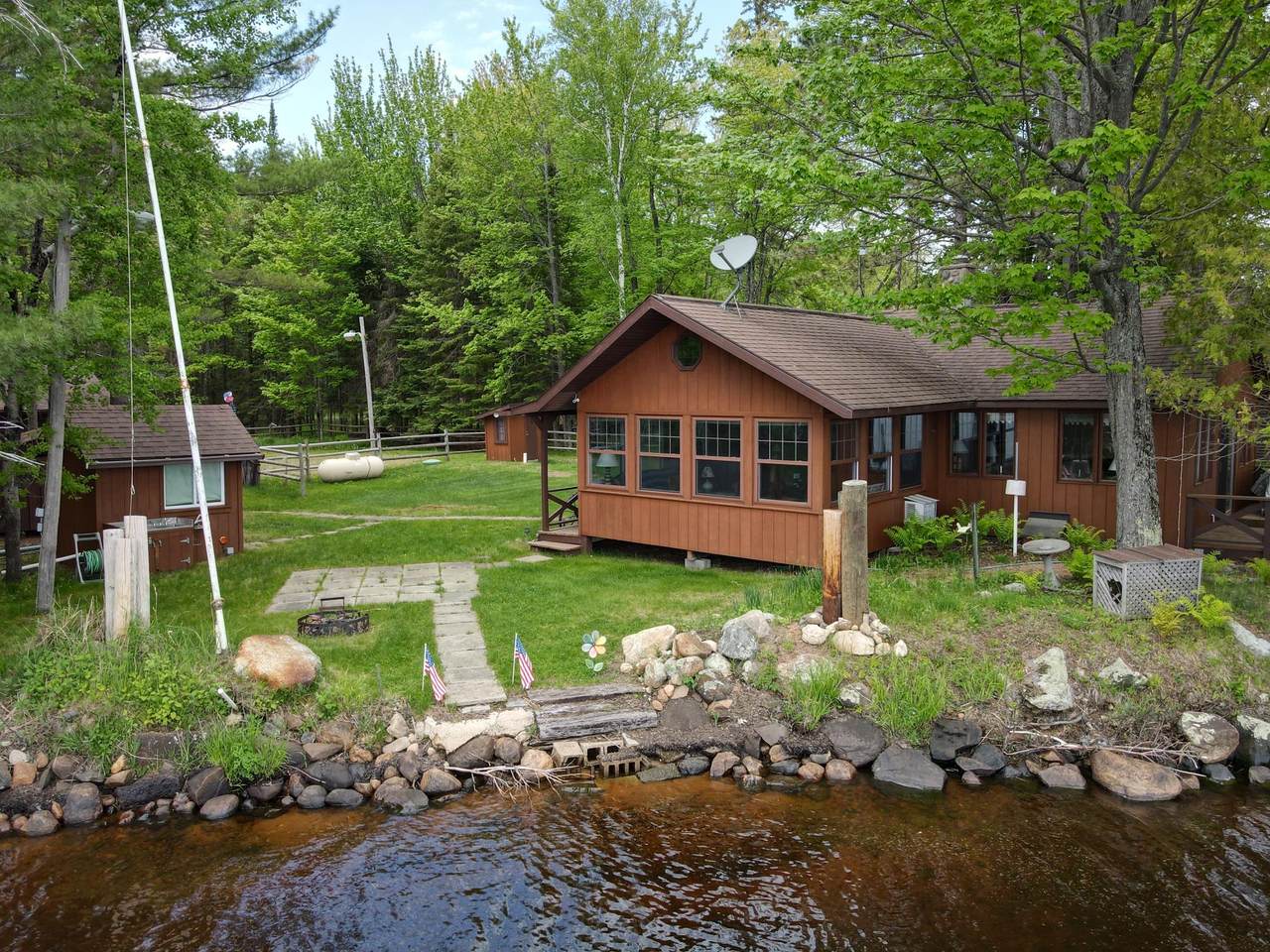 N14926 Point Rd - Photo 1