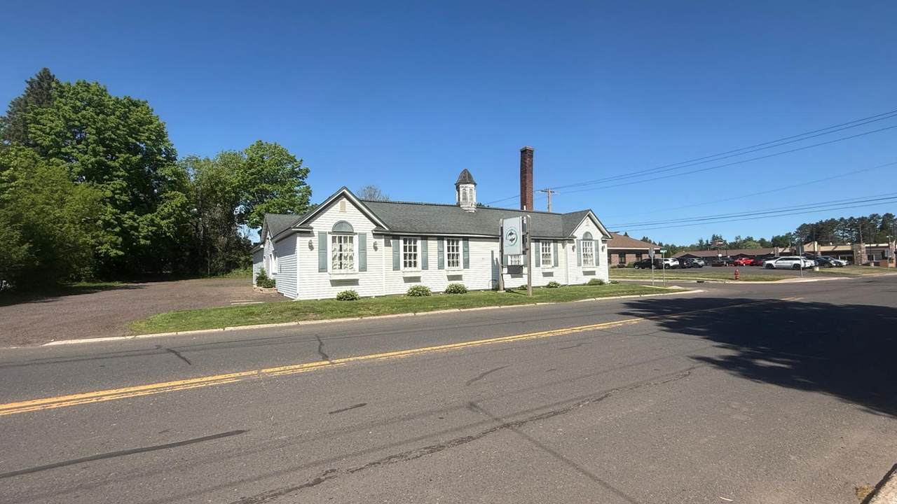 719 Douglas Blvd - Photo 1