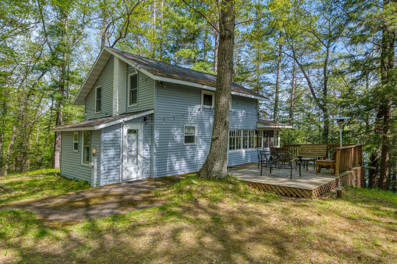 9042 Sand Lake Rd - Photo 1