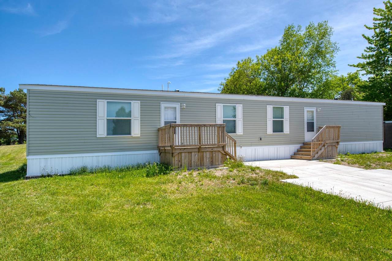 371 Woodland Heights Terr - Photo 1