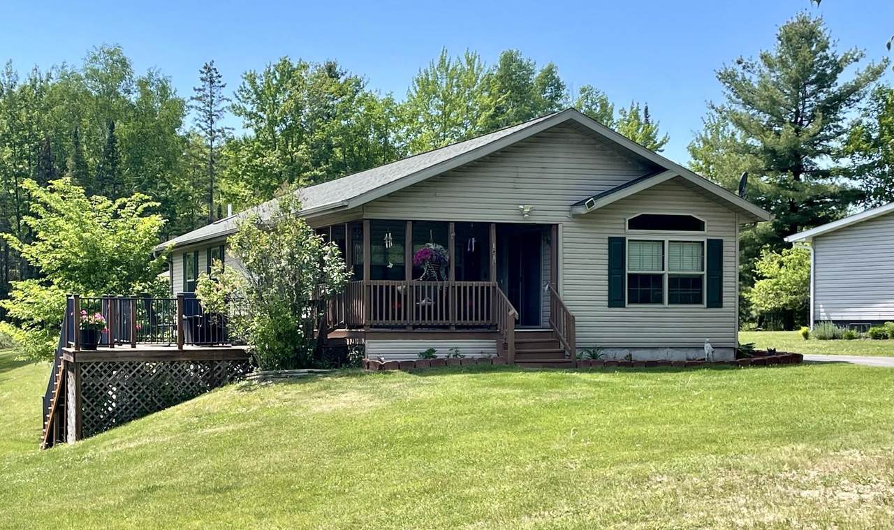 1210 Pine Ridge Rd - Photo 1