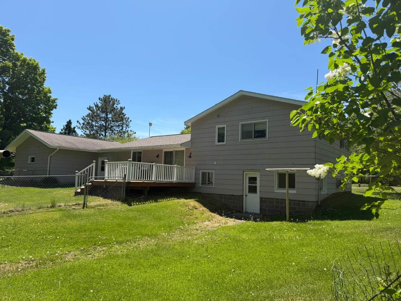 https://bt-photos.global.ssl.fastly.net/northwoods/1280_boomver_1_217638-2.jpg