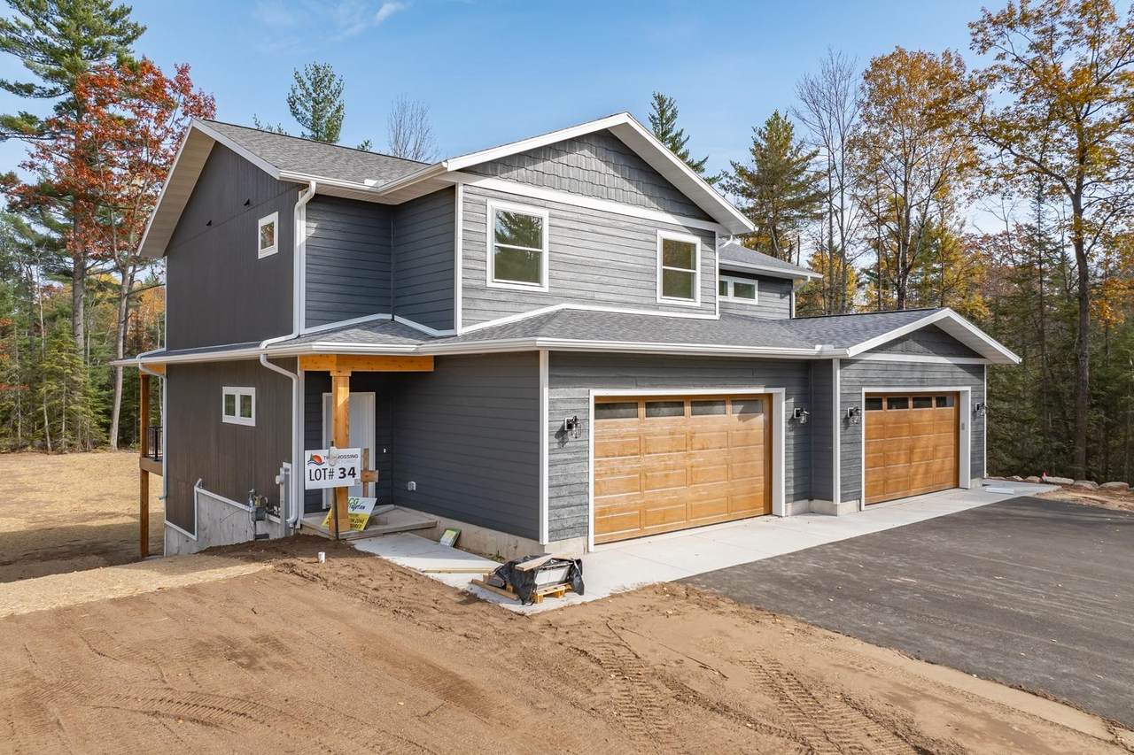 1660 Anthony Dr - Photo 1