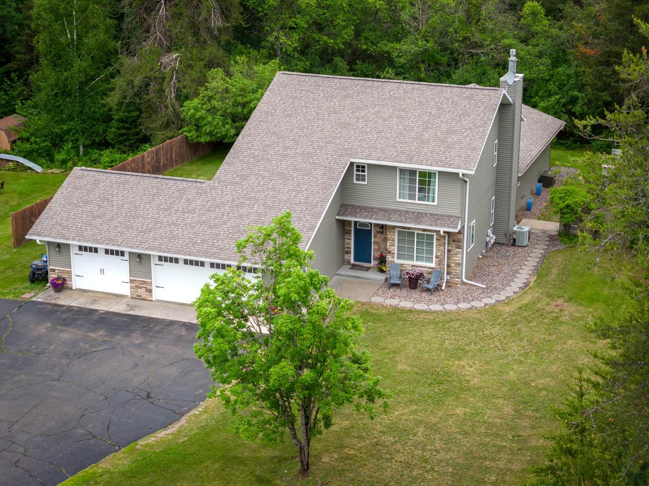 836 Woodland Dr - Photo 1