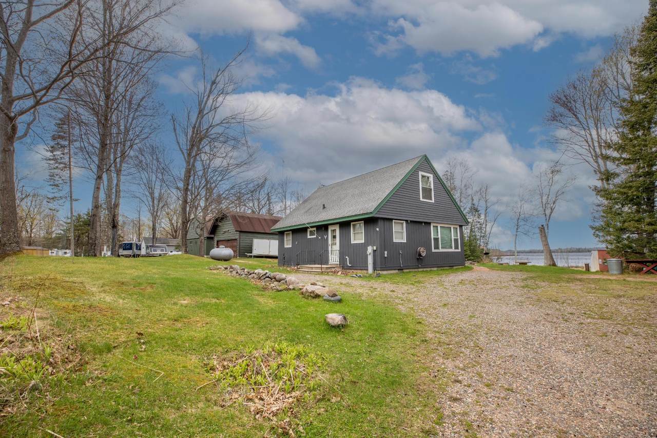 6221 Flowage Ln - Photo 1