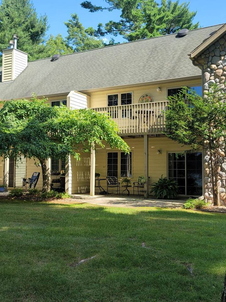 300 Brandy Point Dr - Photo 1