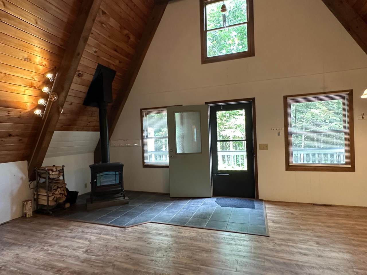 https://bt-photos.global.ssl.fastly.net/northwoods/1280_boomver_1_218275-2.jpg
