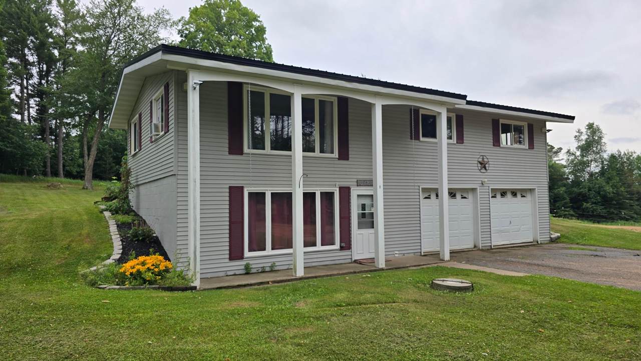 N1629 Rolling Hills Rd - Photo 1