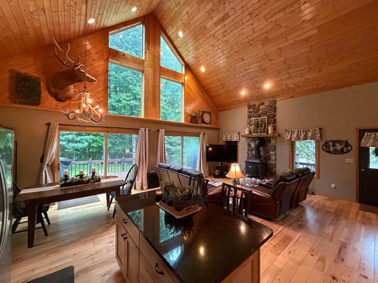https://bt-photos.global.ssl.fastly.net/northwoods/1280_boomver_1_218363-2.jpg