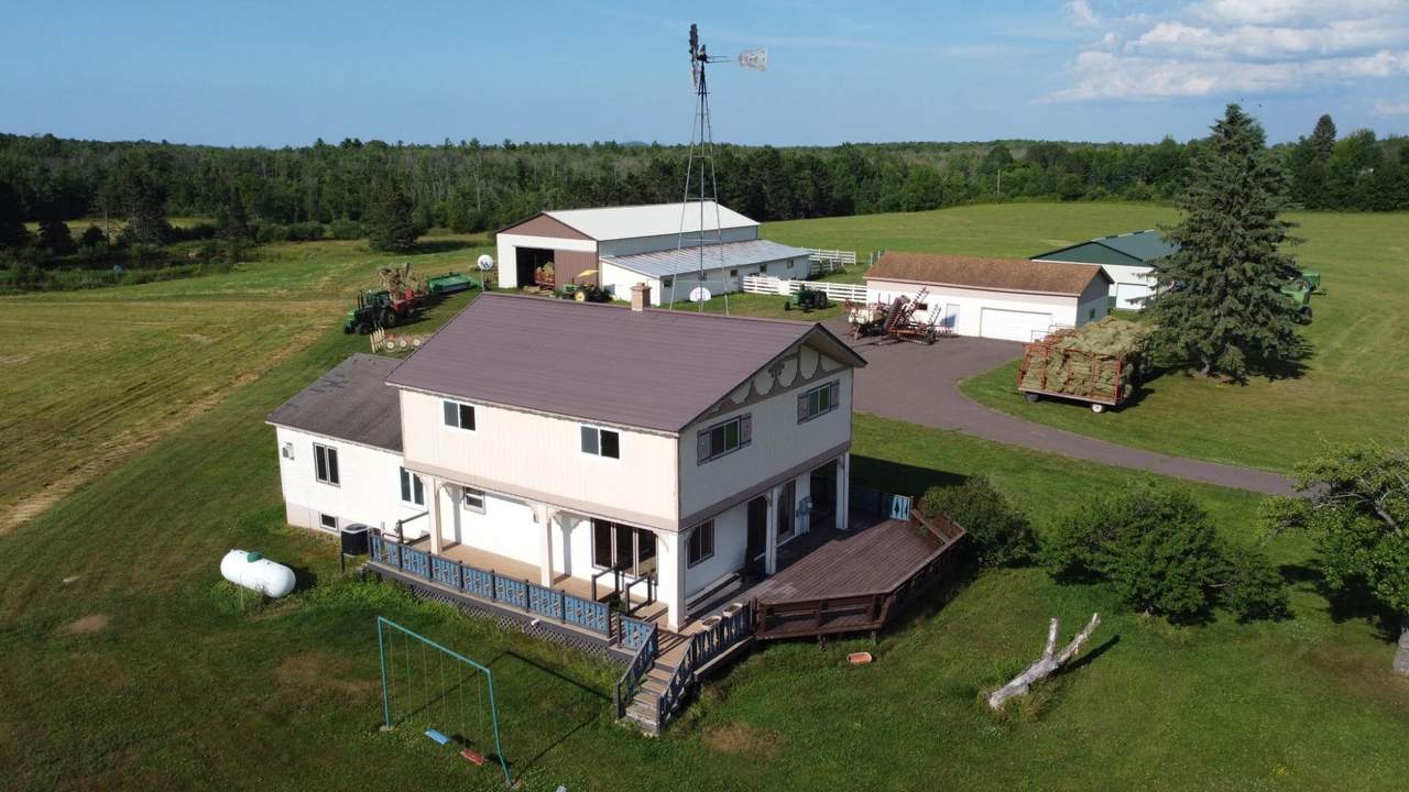 E4446 Orchard Rd - Photo 1