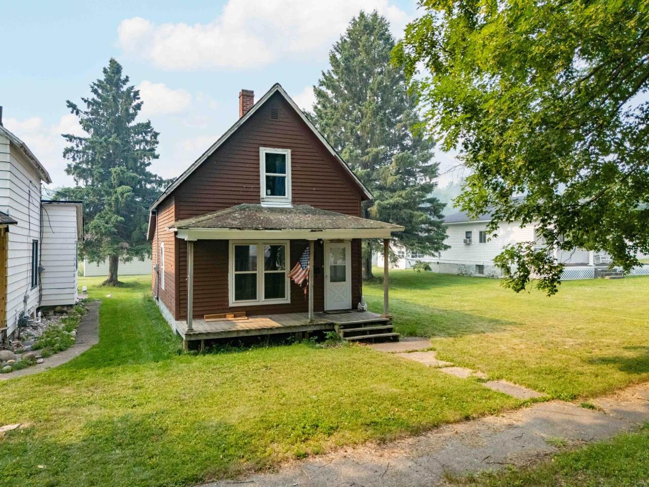17 Marquette Ave - Photo 1