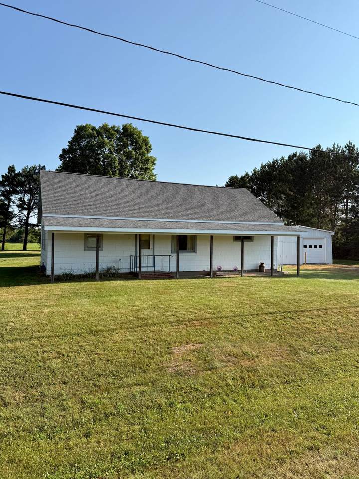 230 Forrest Ave - Photo 1