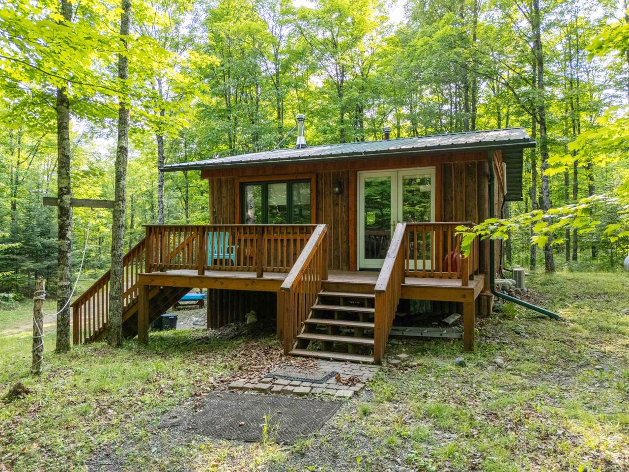 109 Birchfield Dr - Photo 1
