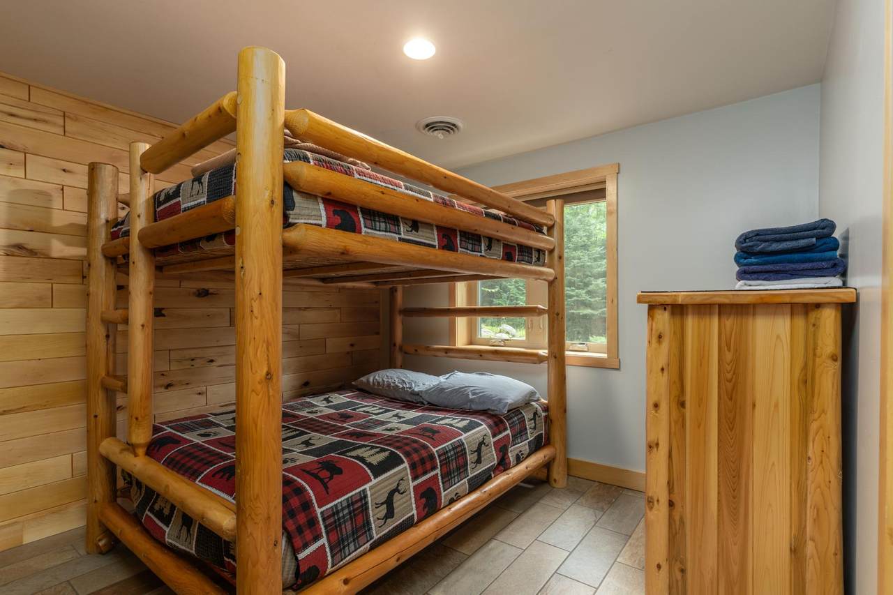 https://bt-photos.global.ssl.fastly.net/northwoods/1280_boomver_1_218748-2.jpg