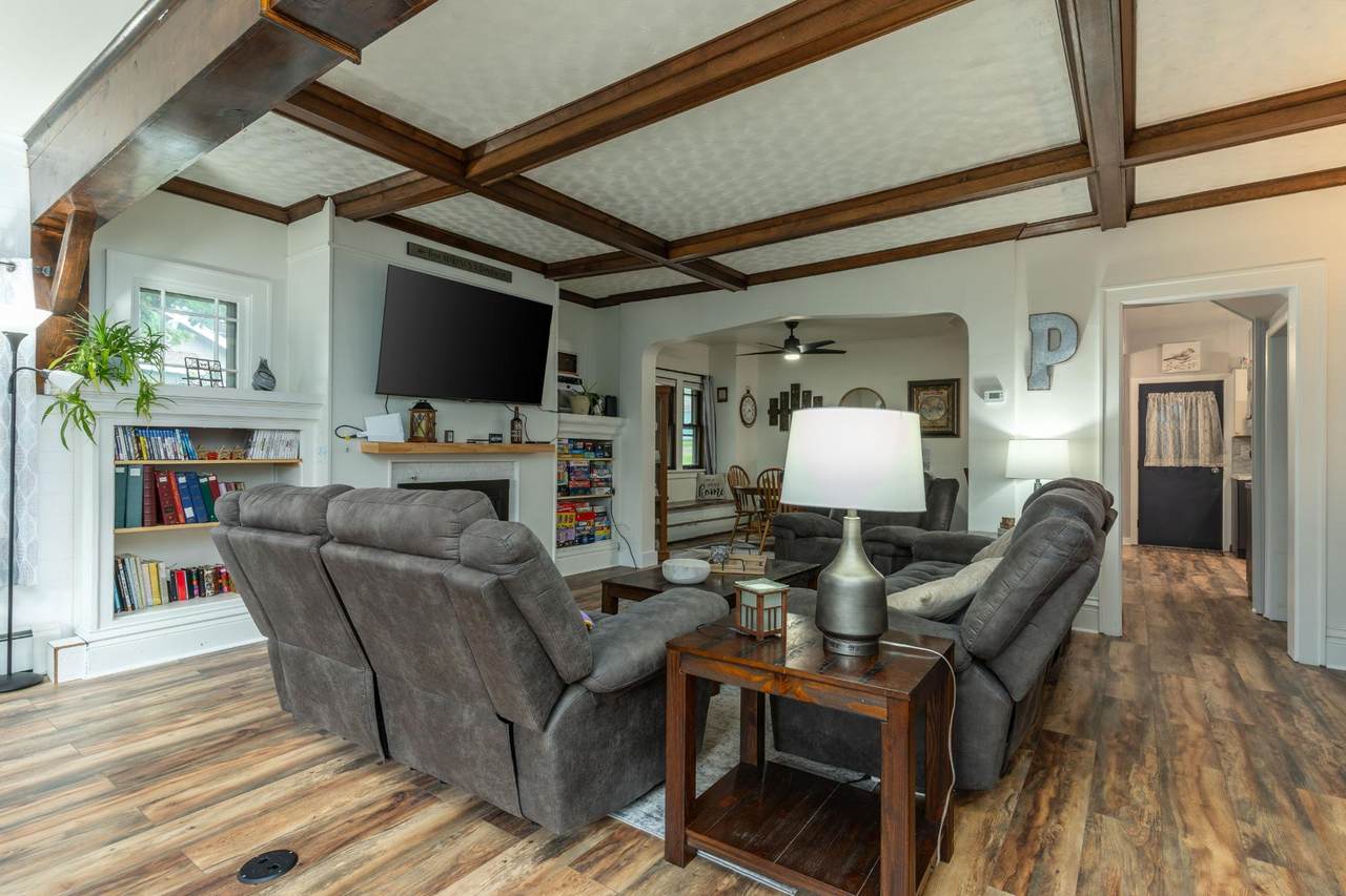 https://bt-photos.global.ssl.fastly.net/northwoods/1280_boomver_1_218798-2.jpg