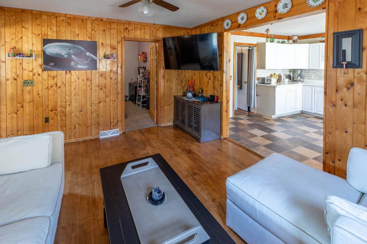 https://bt-photos.global.ssl.fastly.net/northwoods/1280_boomver_1_218869-2.jpg