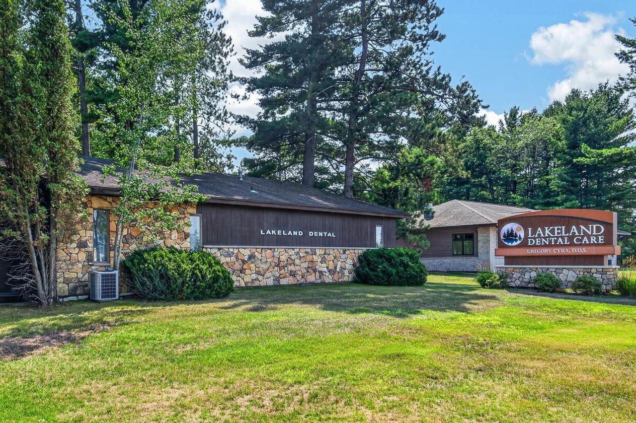 9758 Lake Ave - Photo 1