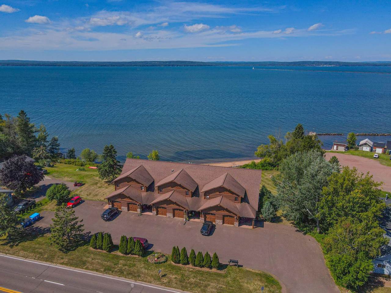 2729 Lake Shore Dr - Photo 1