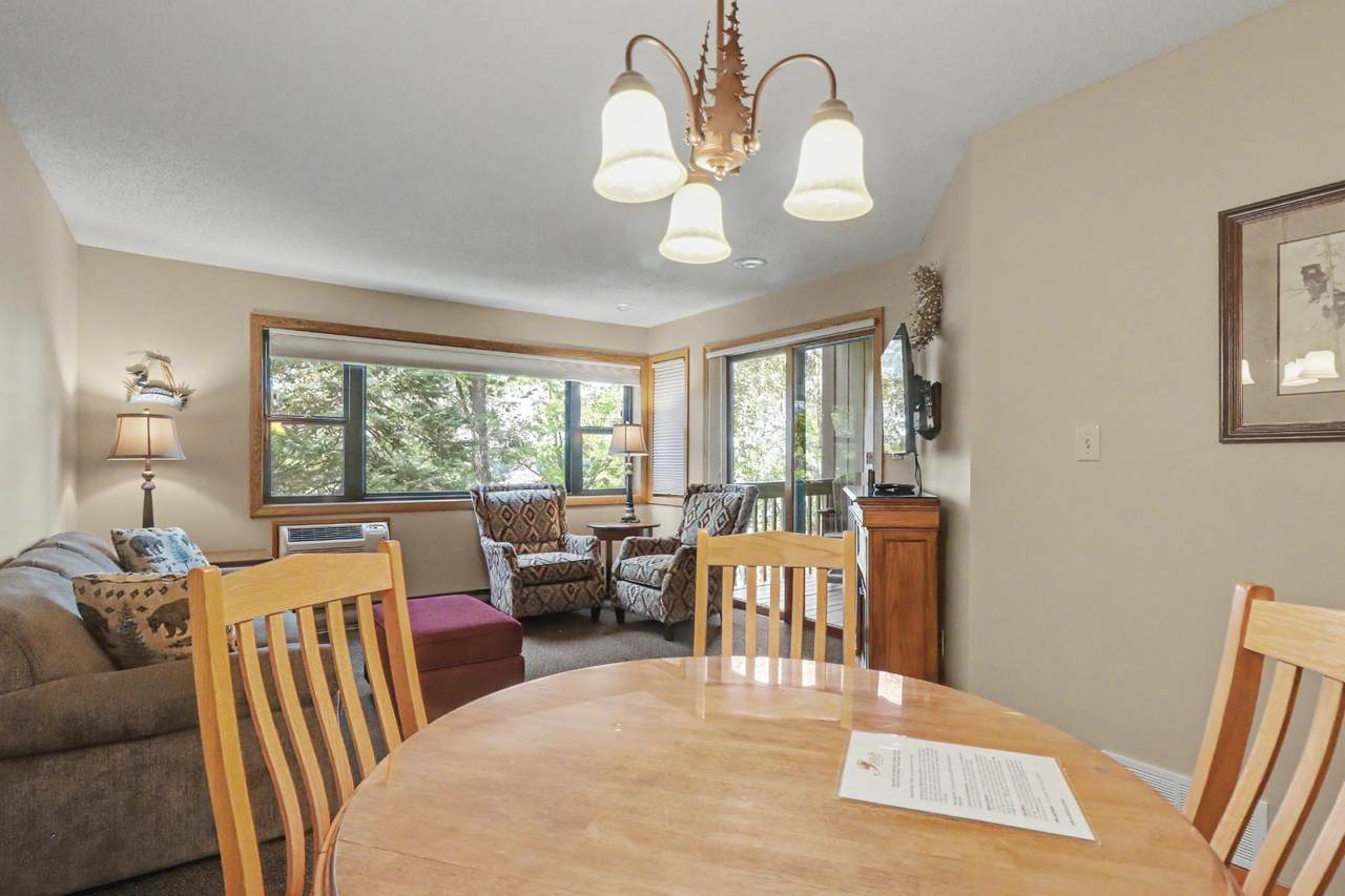 https://bt-photos.global.ssl.fastly.net/northwoods/1280_boomver_1_219561-2.jpg