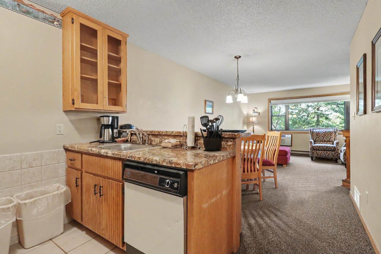 https://bt-photos.global.ssl.fastly.net/northwoods/1280_boomver_1_219561-2.jpg
