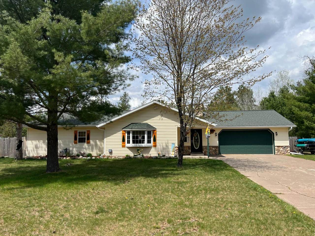 8642 Pine Acres Blvd - Photo 1